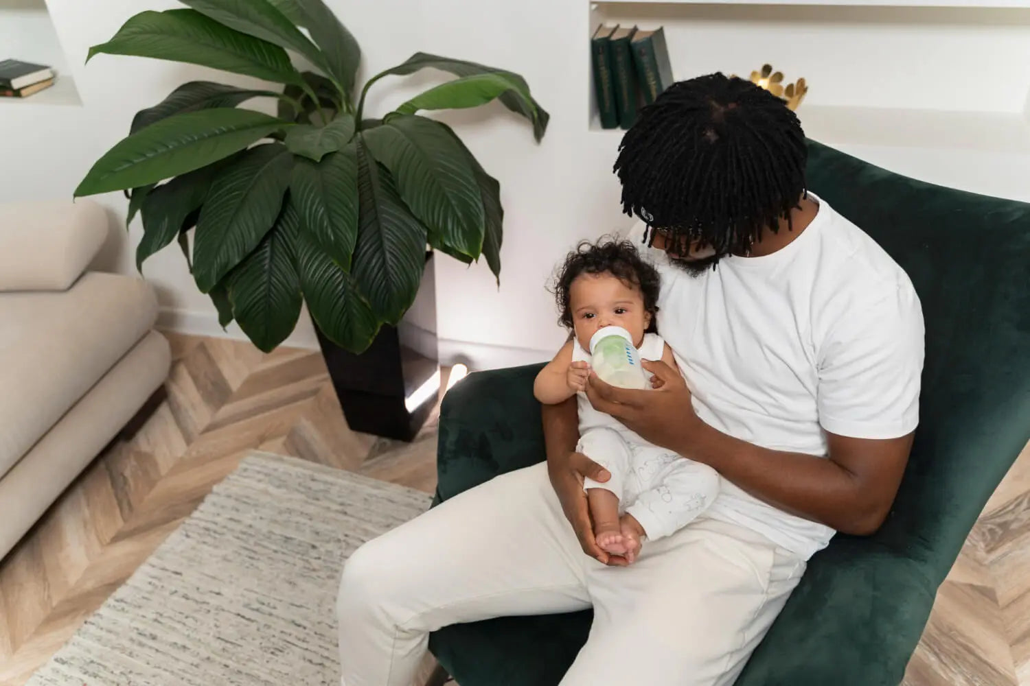 bebe : pic de croissance chez bébé conseils et repères clés